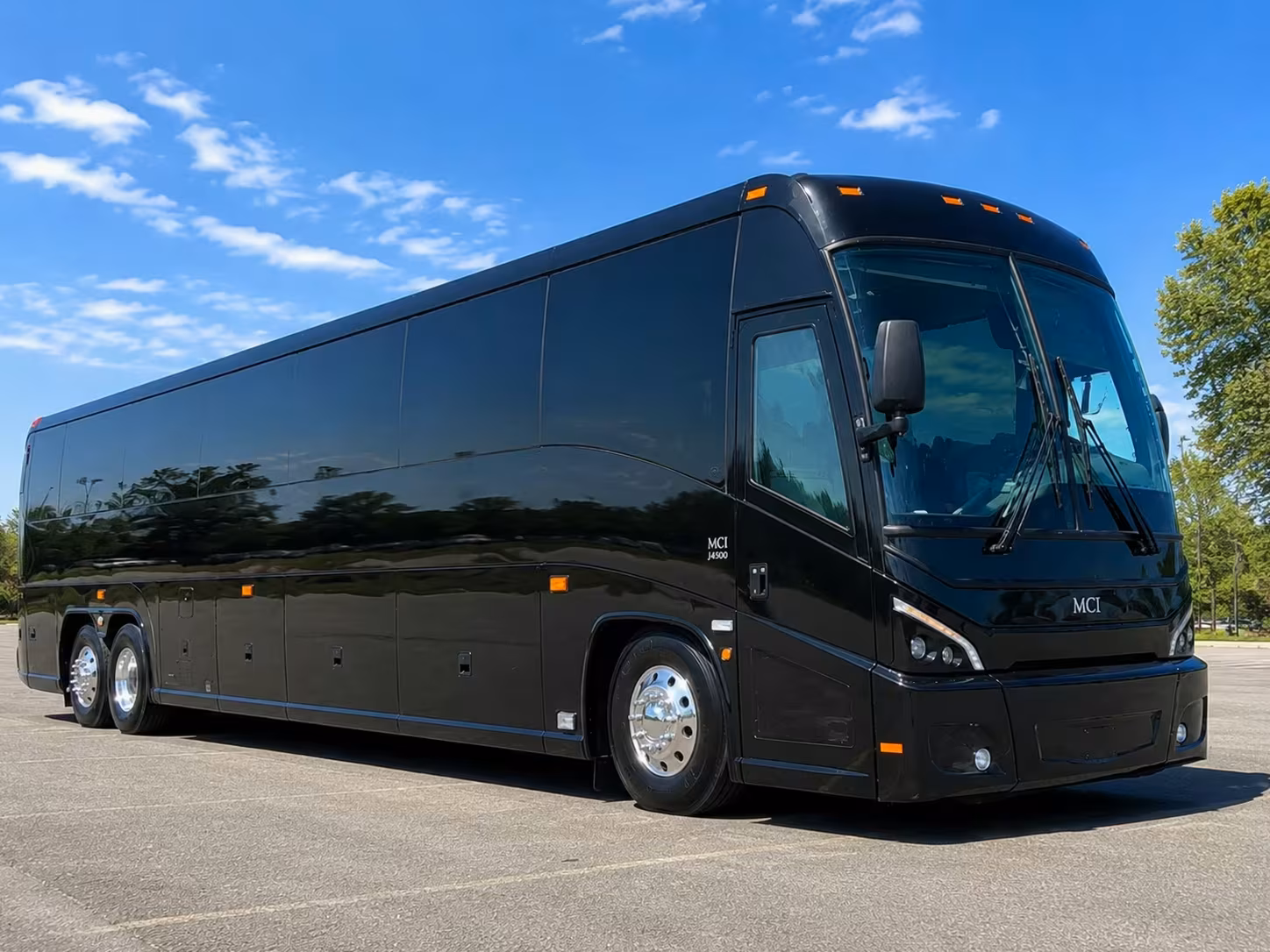 ada accessible bus rentals for johns creek field trips